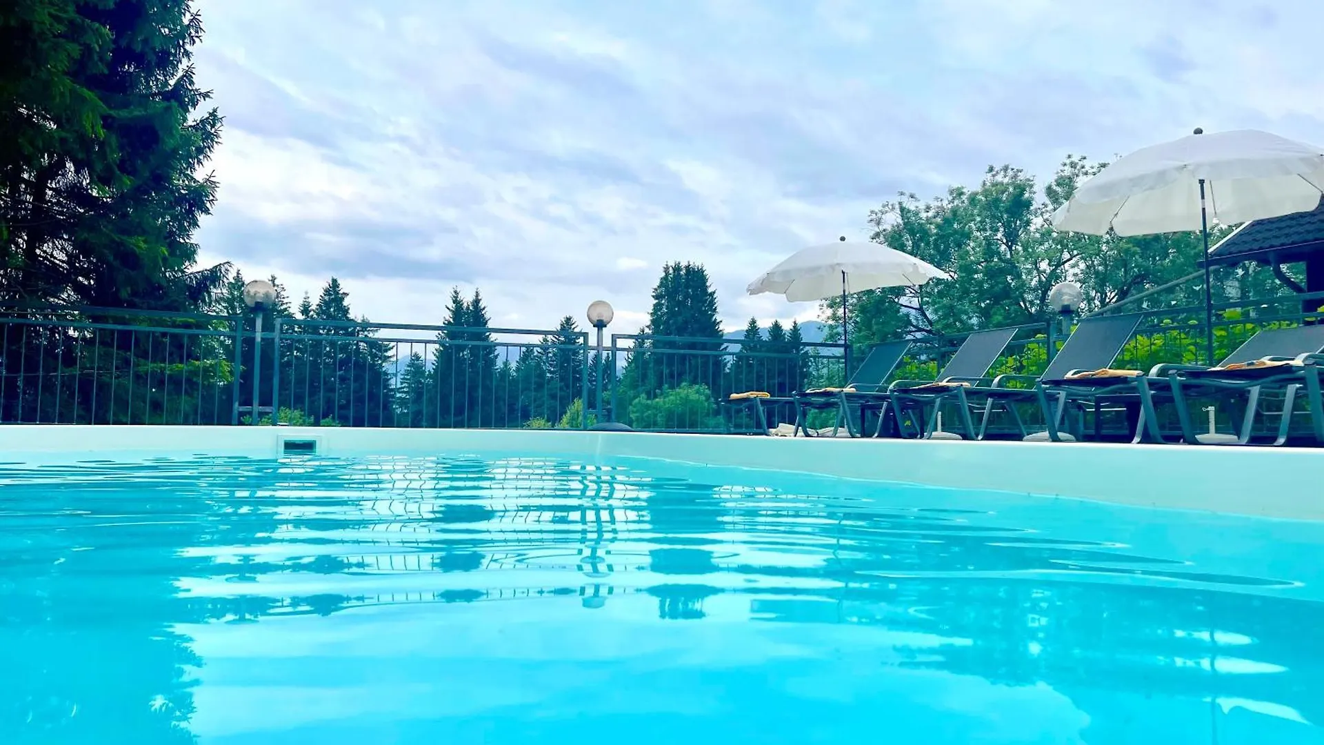 Sweet Cherry - Boutique & Guesthouse Tyrol Innsbruck