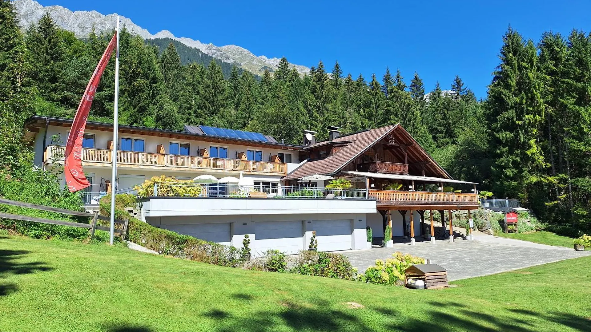 Sweet Cherry - Boutique & Guesthouse Tyrol Innsbruck 3*,  Østrig
